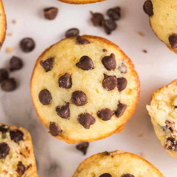 Mini Chocolate Chip Muffins Recipe, How to Make Mini Chocolate Chip Muffins