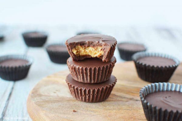 Chocolate Peanut Butter Cups Recipe - Easy chocolate peanut butter cups