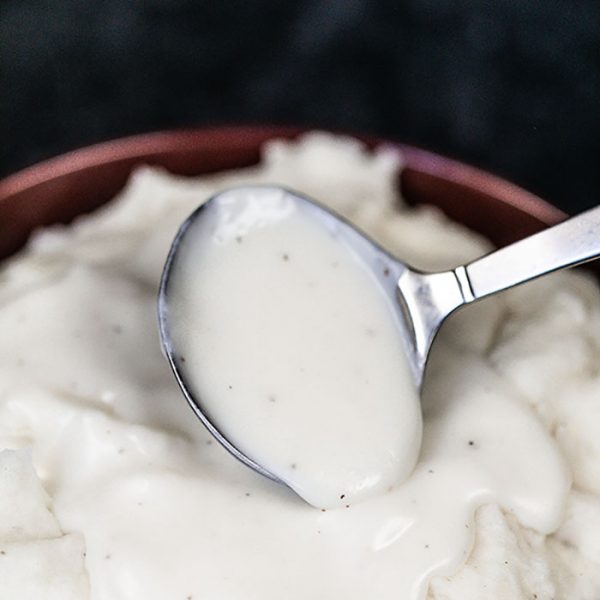 easy-white-gravy-recipe-how-to-make-white-gravy-in-10-minutes