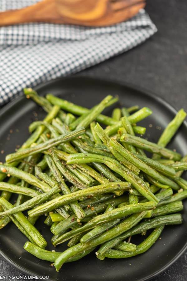 Oven roasted green beans - roasted fresh green beans