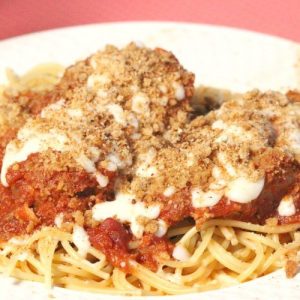 What to Serve with Chicken Parmesan - 17 Easy Chicken Parmesan Sides