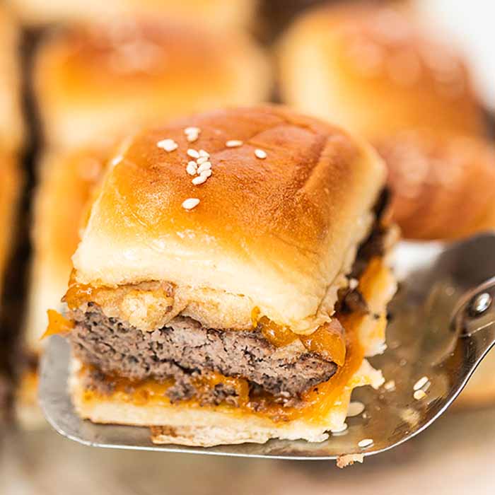 Easy burger sliders recipe (& VIDEO!) - how to make burger sliders