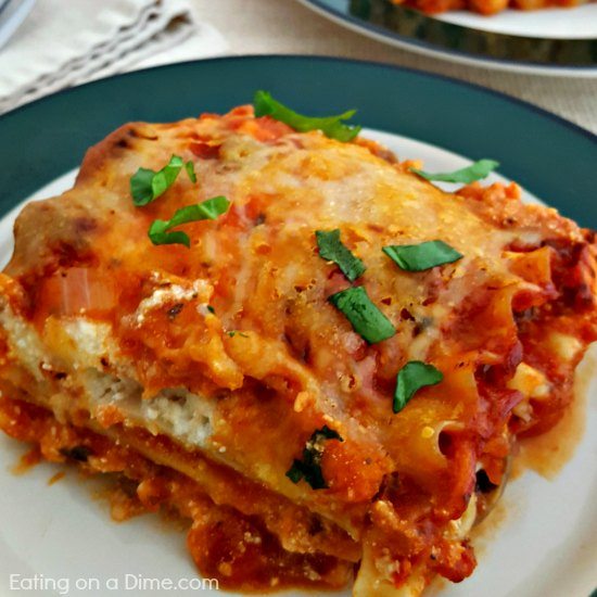 Best vegetarian lasagna recipe- Meatless Lasagna Everyone Will Love