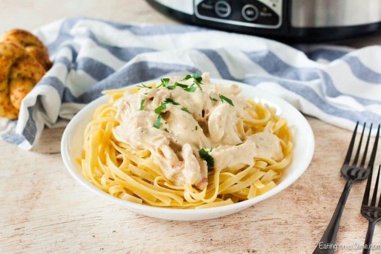 Crock Pot Chicken Alfredo - Slow Cooker Chicken Alfredo Recipe