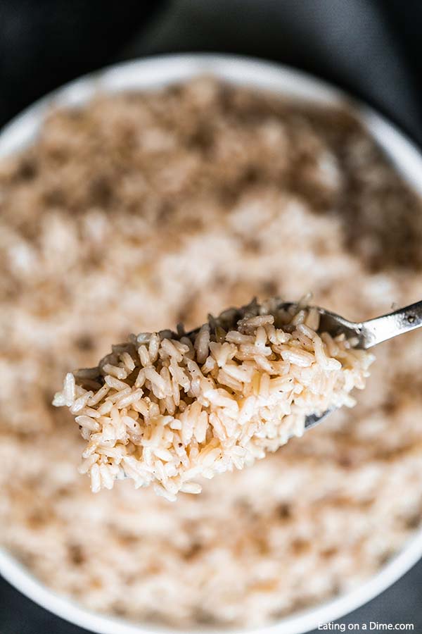 https://www.eatingonadime.com/wp-content/uploads/2016/05/microwave-brown-rice-8.jpg