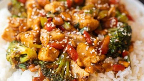 Cashew chicken recipe - easy Thai cashew chicken