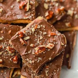 Easy Saltine Cracker Toffee Recipe {AKA Christmas Crack} - Saltine Toffee