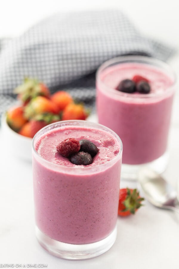 Frozen Smoothies Are The Easiest Way To Eat A Healthy Breakfast Without  Even Trying