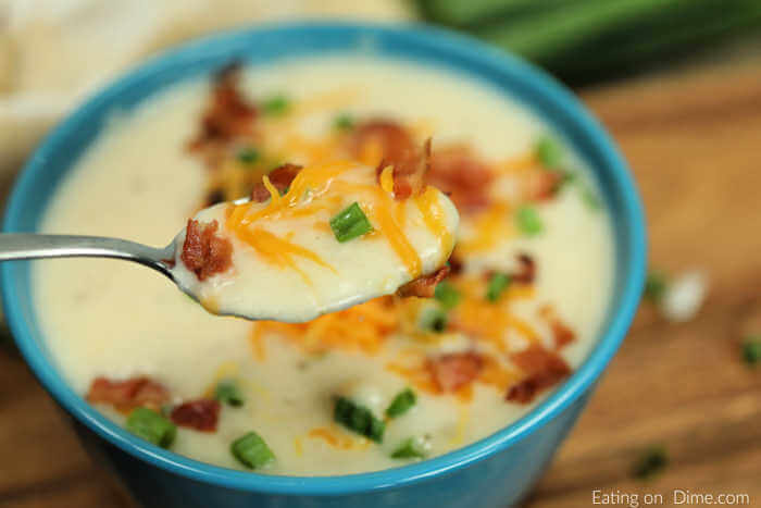 Instant Pot Loaded Baked Potato Soup - Ready in only 10 minutes!