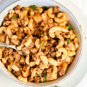 Crock Pot Cheeseburger Macaroni Recipe - Easy Slow Cooker Recipe