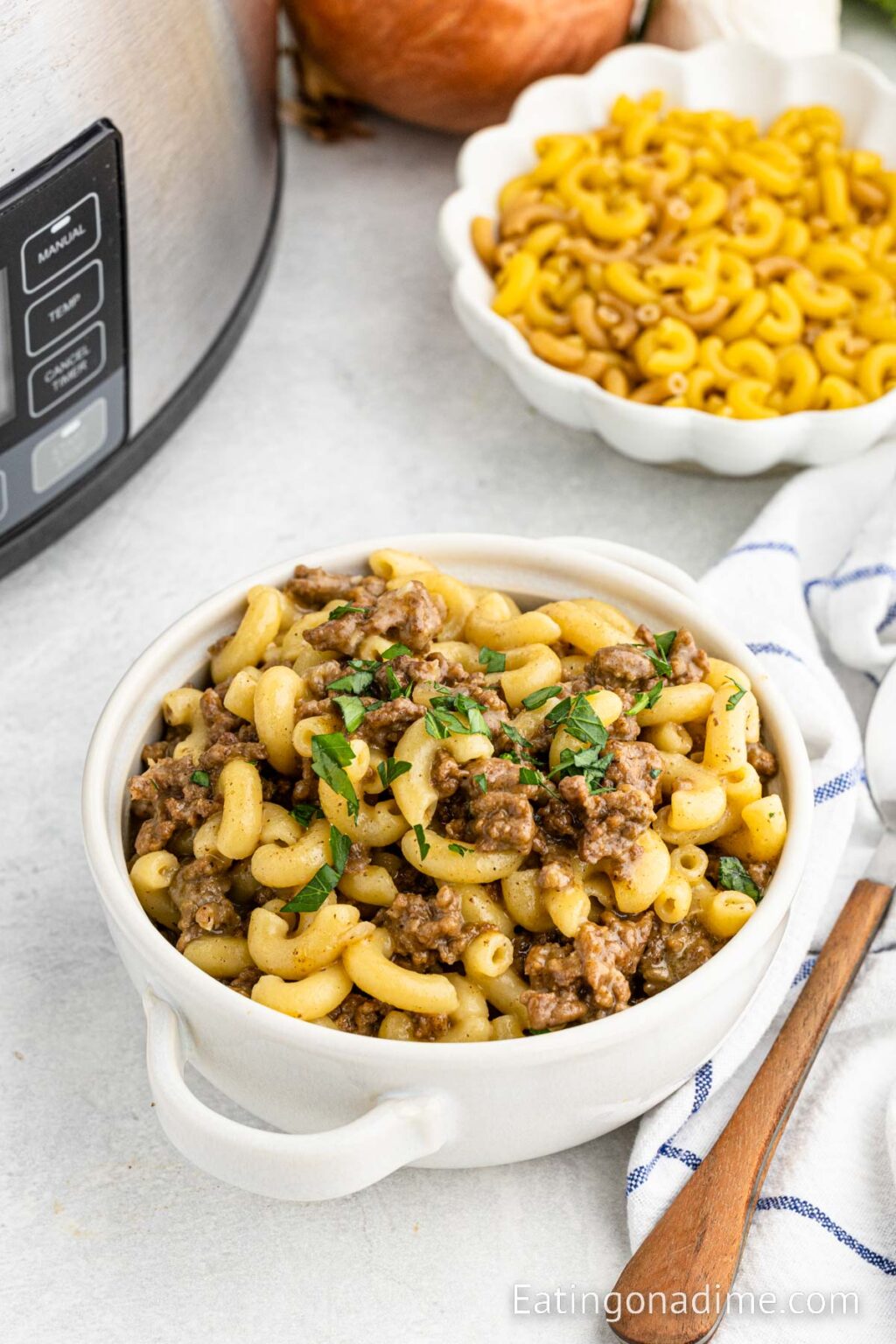 Crock Pot Cheeseburger Macaroni Casserole