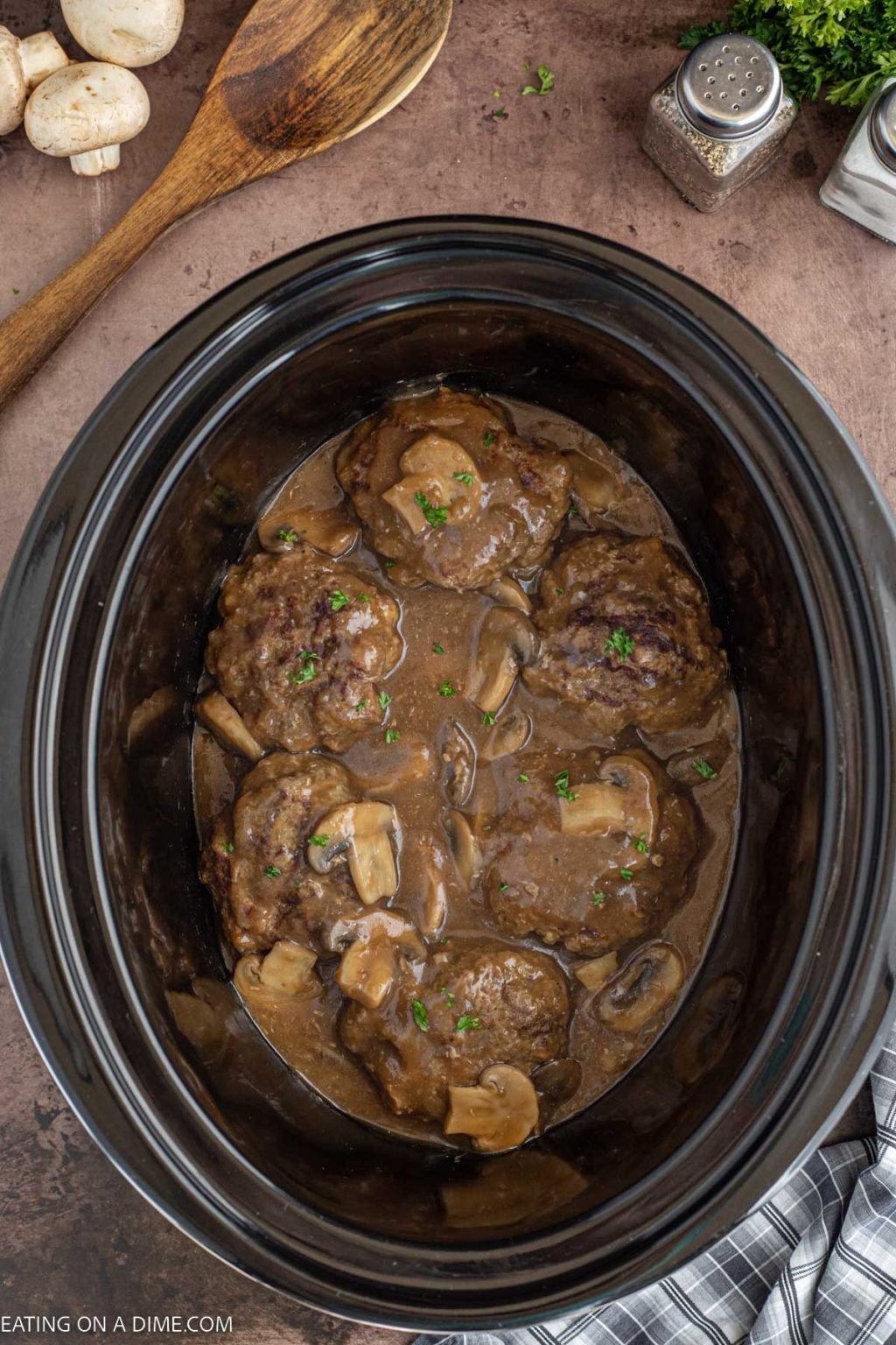 Crockpot Salisbury Steak - Easy Slow Cooker Salisbury Steak