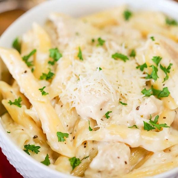 Easy Chicken Penne Pasta Recipe - Easy Skillet Meal