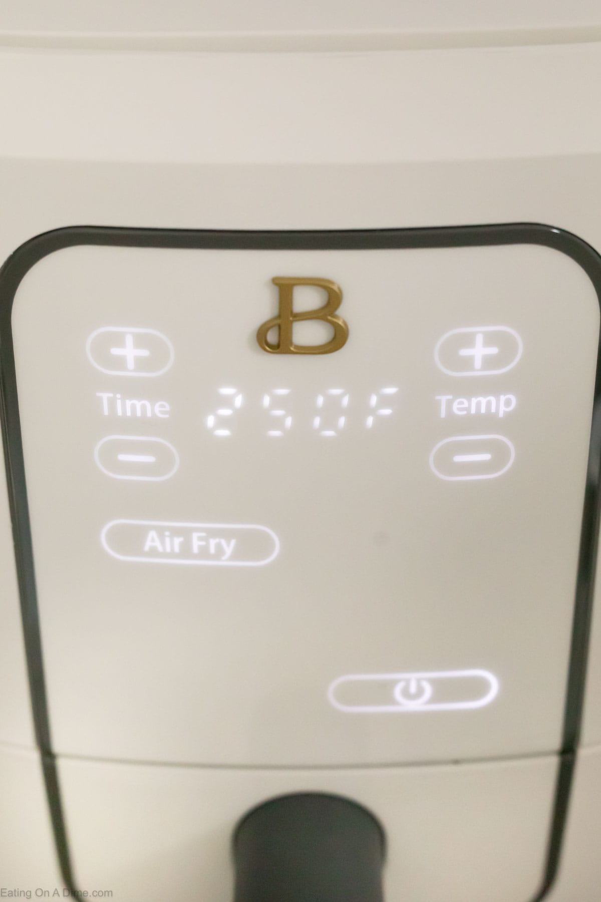 Air Fryer showing the temp