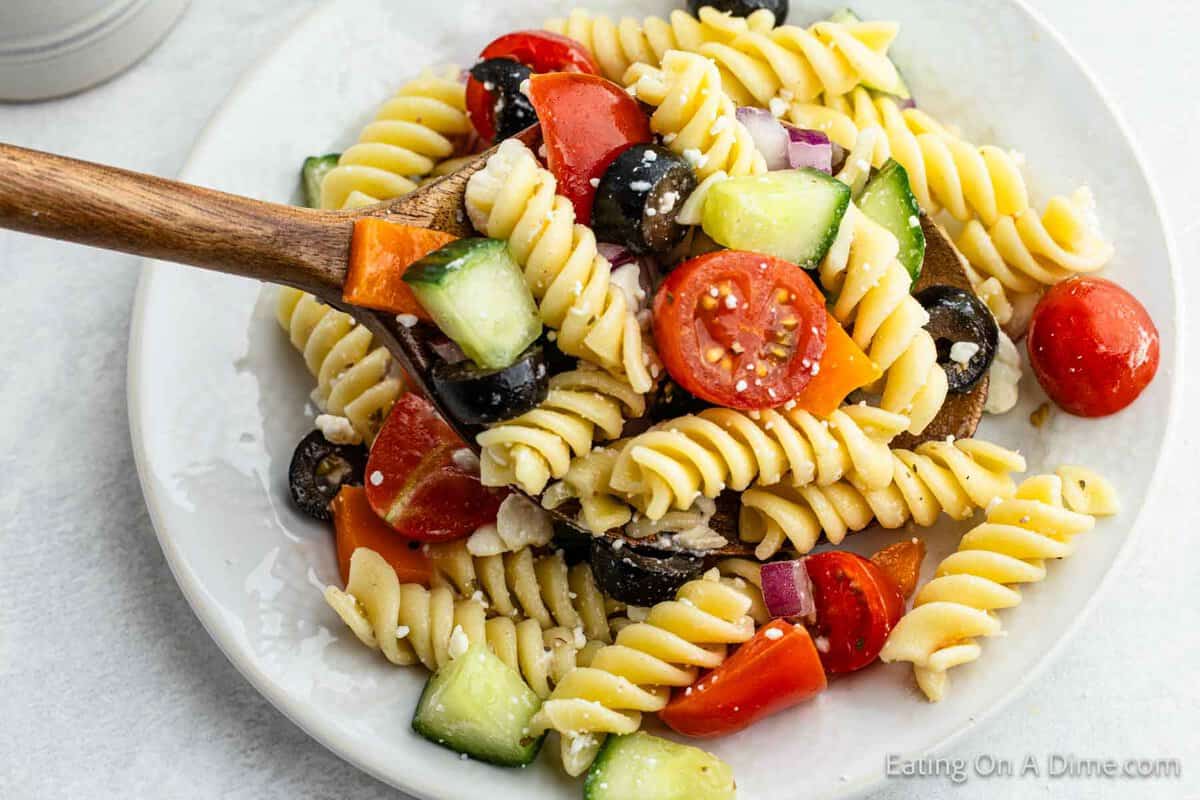 Greek Pasta Salad - Eating on a Dime