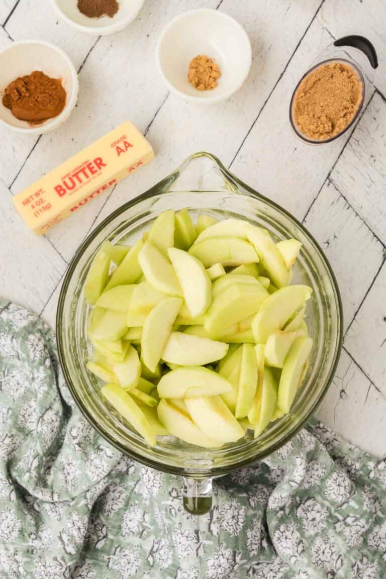 Easy Fried Apples Recipe - Eating on a Dime