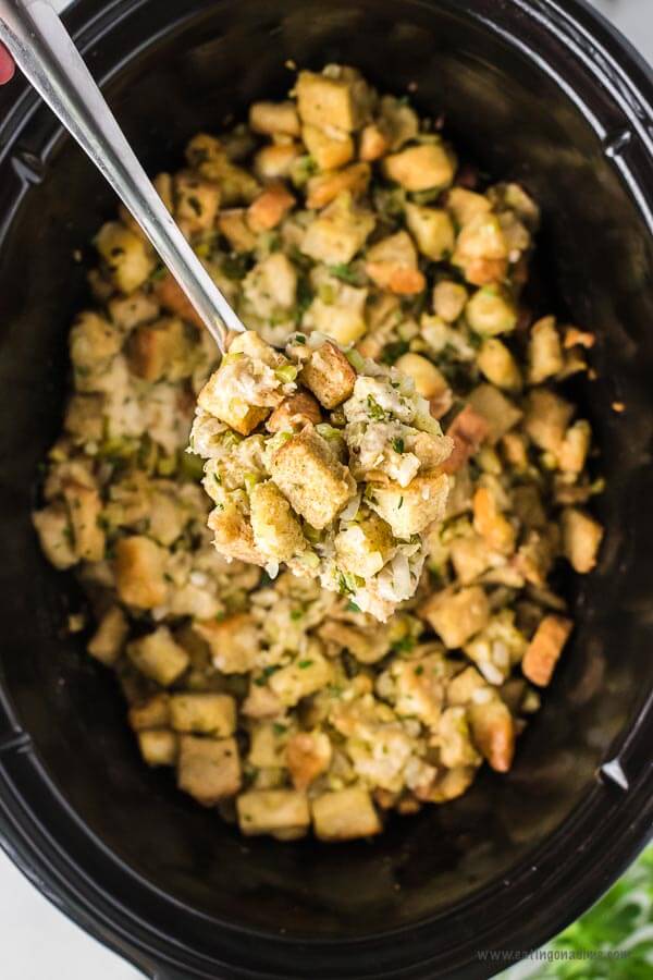 Crockpot Stuffing - Eating on a Dime