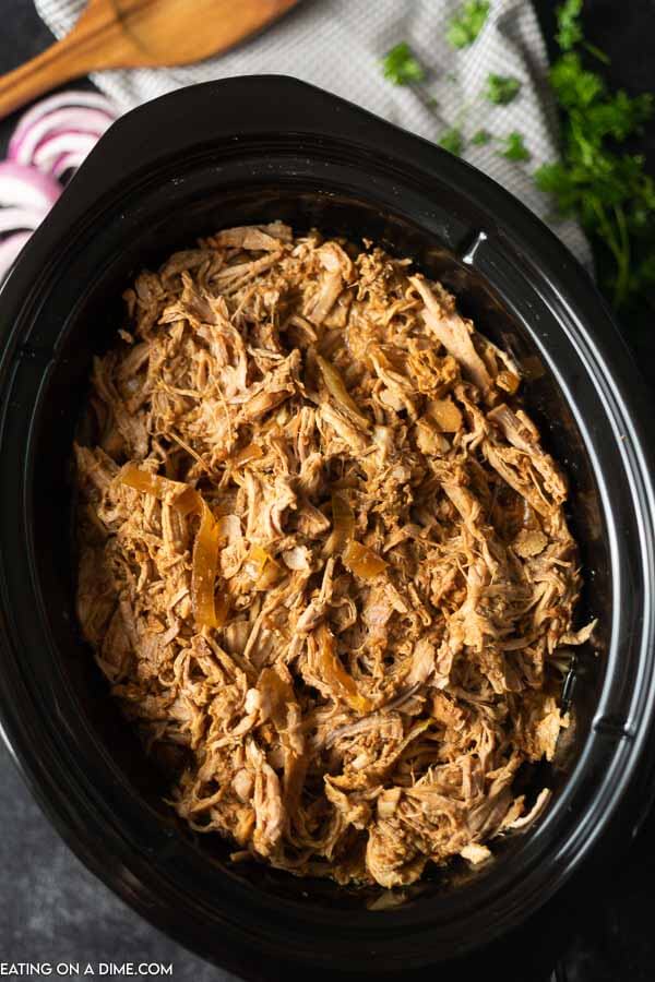 How to Make Pulled Pork in a Crock Pot