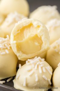 White chocolate truffles - Only 4 simple ingredients