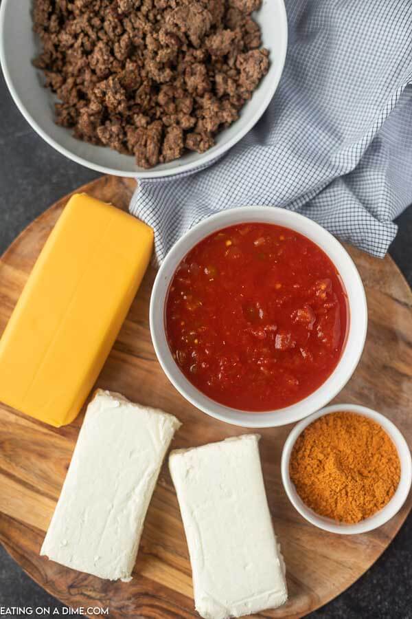 Crock Pot Cream Cheese Taco Dip - Recipes That Crock!