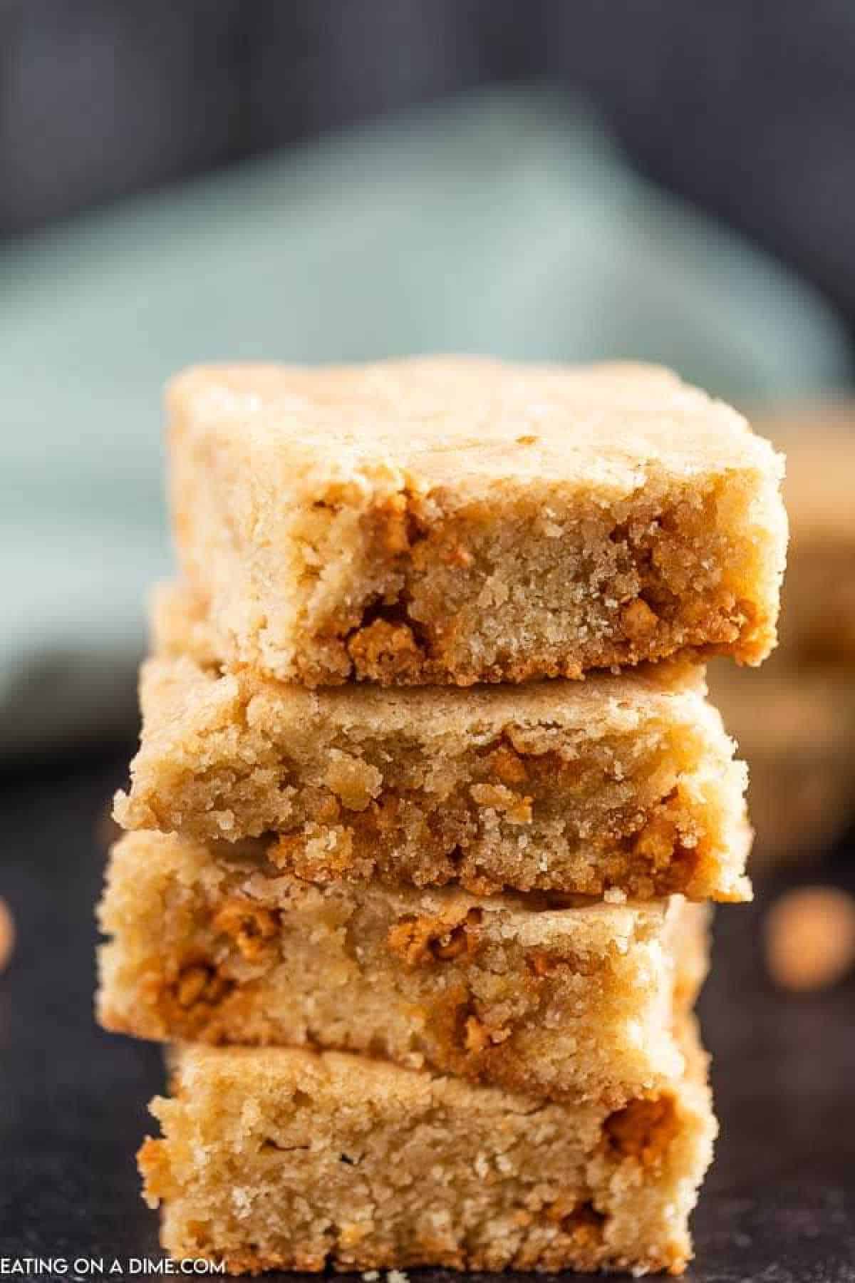 closeup photo of butterscotch brownies bars