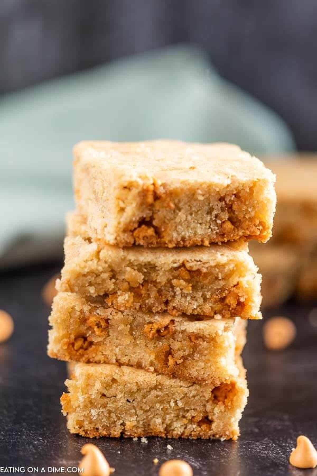 closeup photo of butterscotch brownies bars