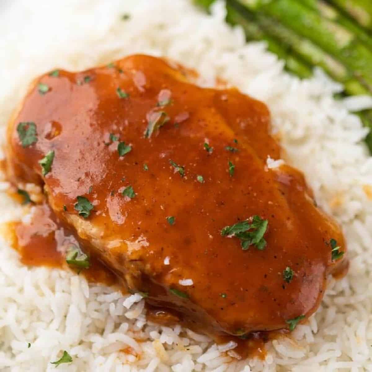 pork chops with rice and asparagus