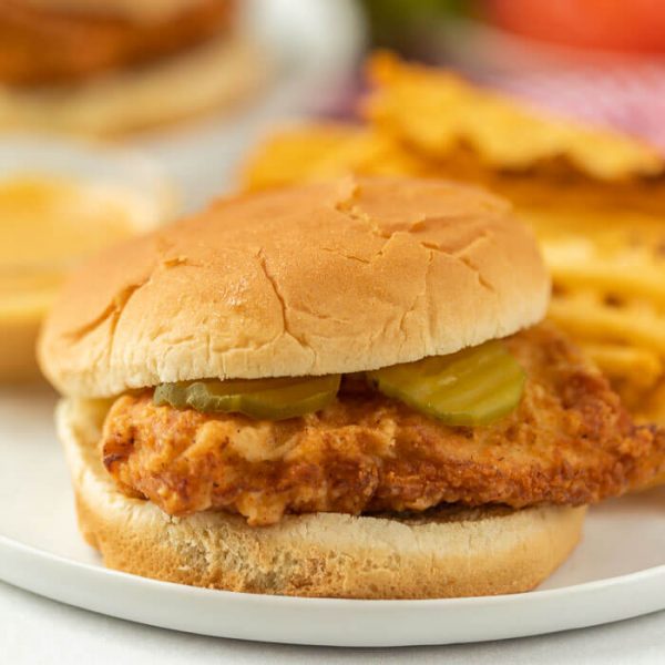 Copycat chick fil a sandwich recipe - easy Homemade chick fil a sandwich