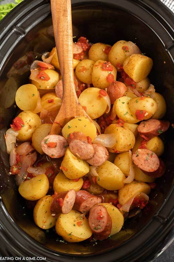 https://www.eatingonadime.com/wp-content/uploads/2021/12/crock-pot-sausage-and-potatoes-5.jpg