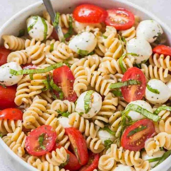 25 Easy Cold Pasta Salad Recipes - Eating on a Dime