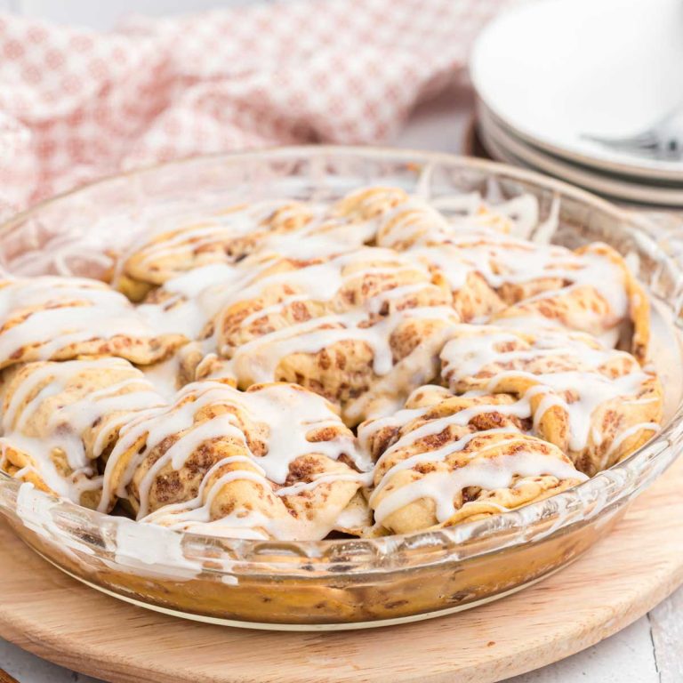 Cinnamon Roll Apple Pie Recipe Eating On A Dime 