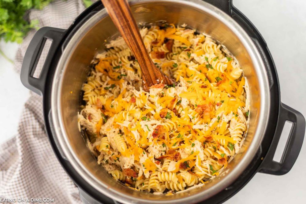 Instant Pot Chicken Bacon Ranch Pasta Recipe - Ready In Minutes