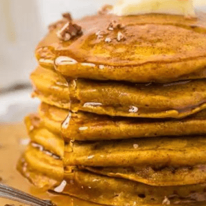 Easy Homemade Pumpkin Pancakes