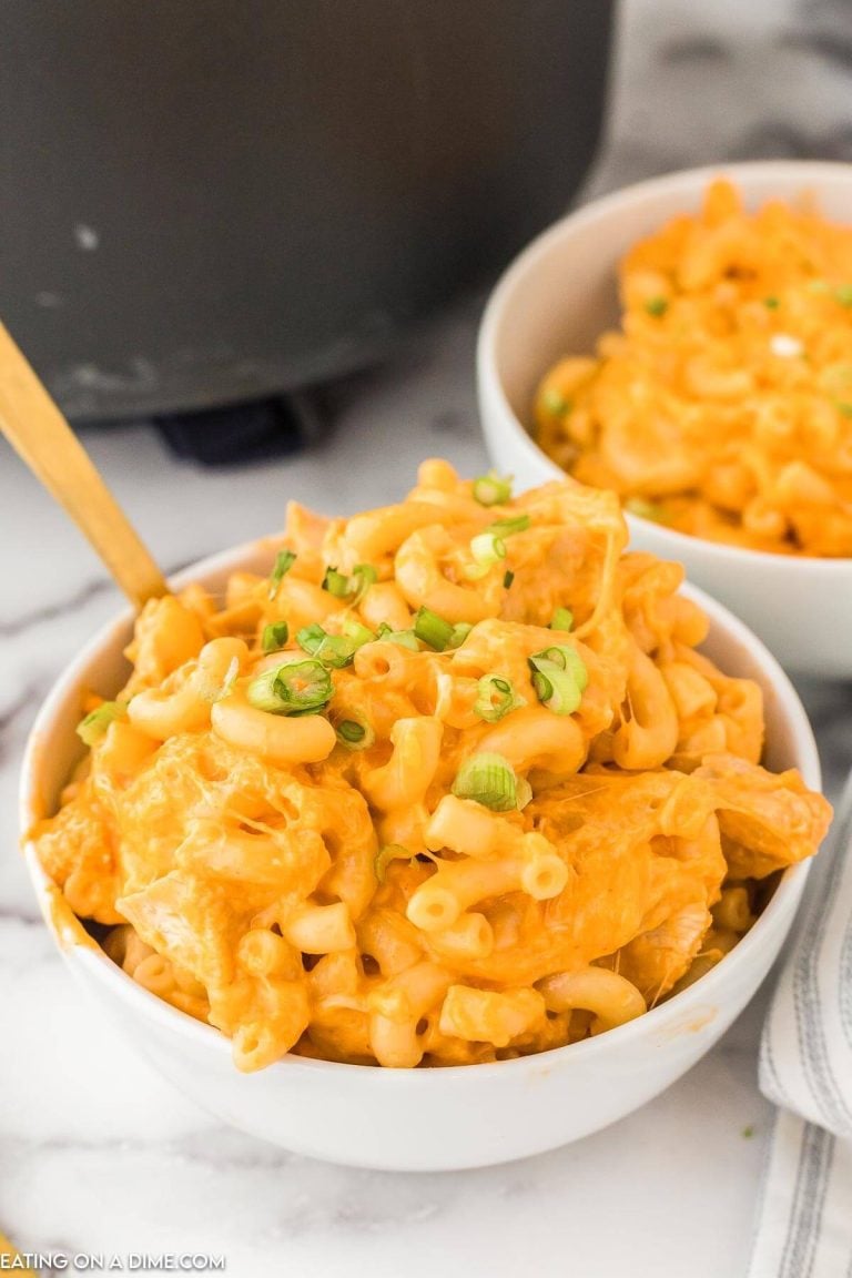 Buffalo Chicken Mac and Cheese Recipe - Eating on a Dime