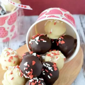 Valentine’s Day Cake Balls