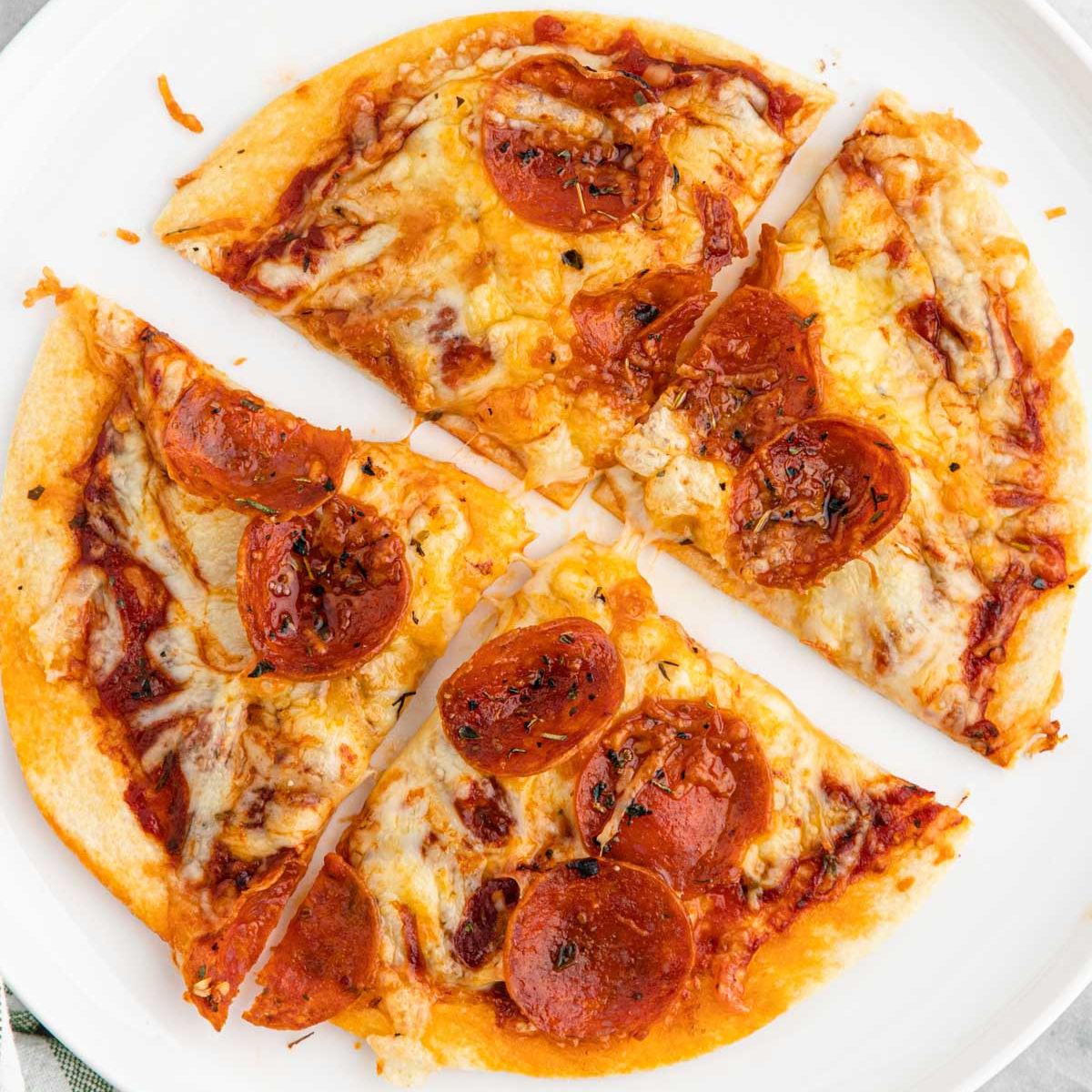 EASY AIR FRYER TORTILLA PIZZA RECIPE (READY IN 5 MINUTES!) 