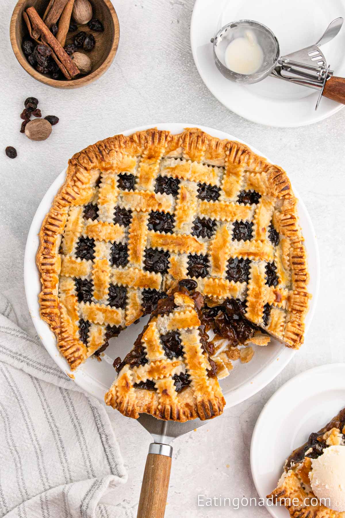 Mincemeat Pie Recipe - Eating on a Dime