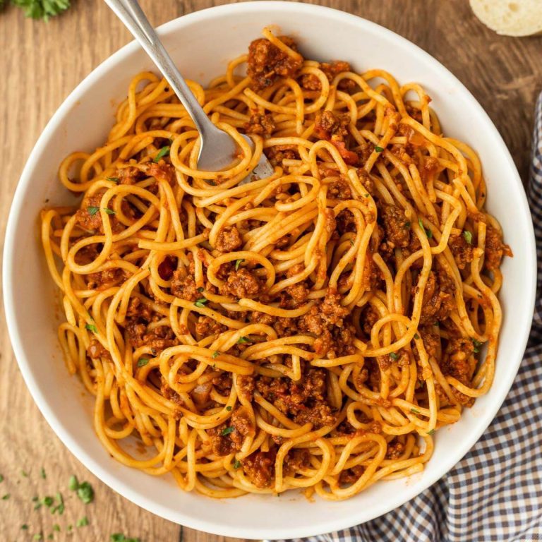 Slow cooker spaghetti bolognese recipe - spaghetti bolognese