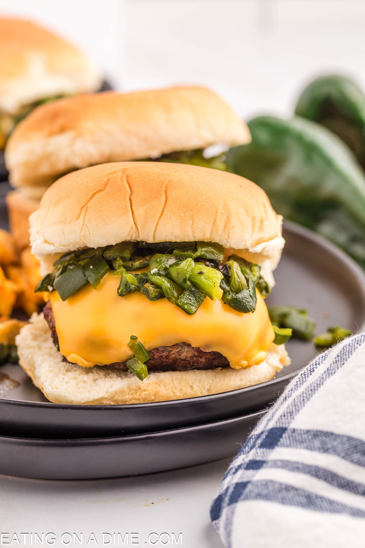 Green Chili Burger - Eating on a Dime