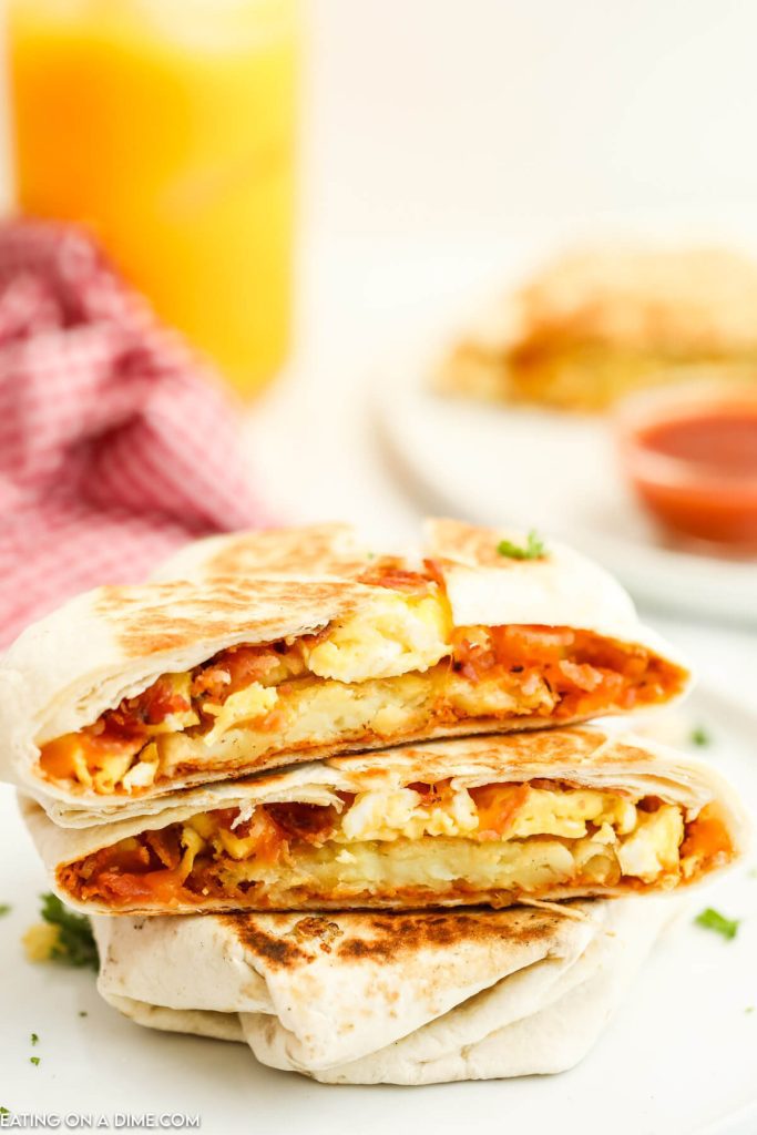 Taco Bell Breakfast Crunchwrap Recipe - Eating On A Dime