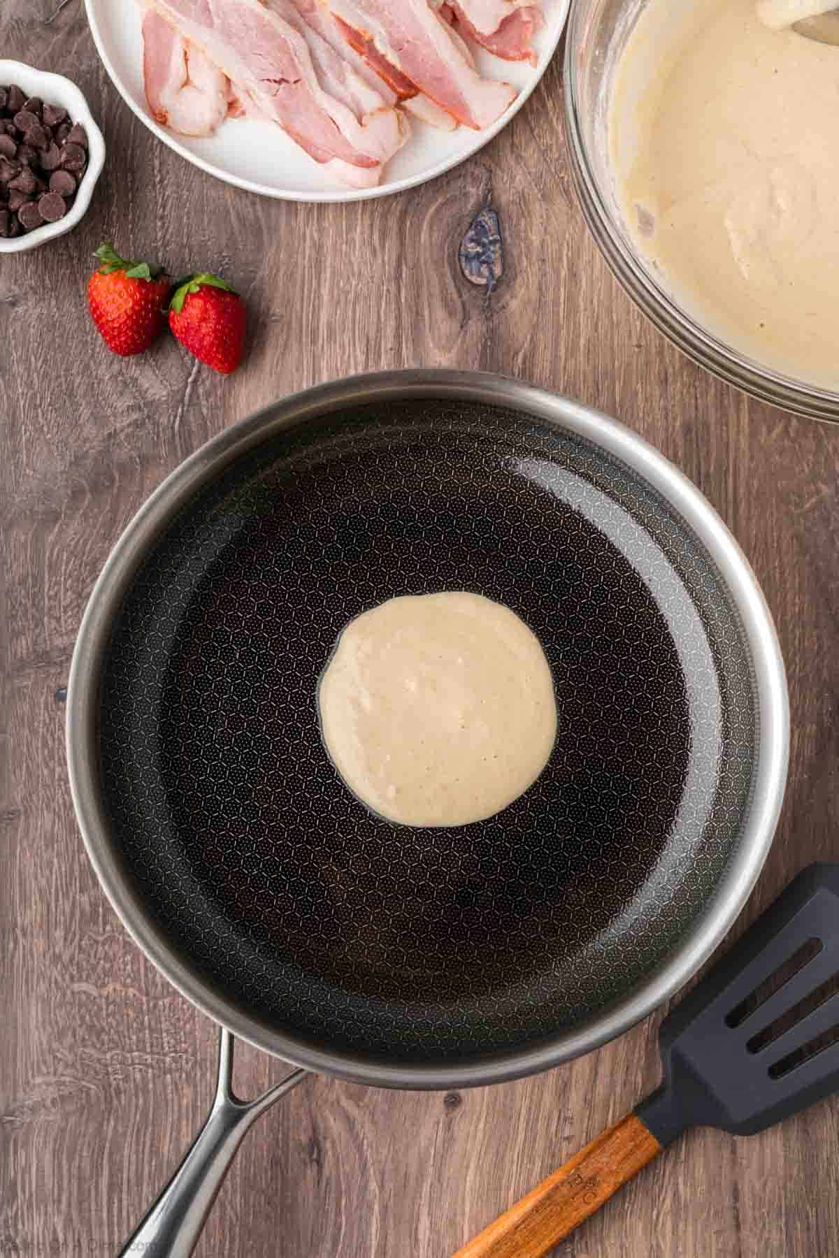 Cooking pancake batter in a skillet