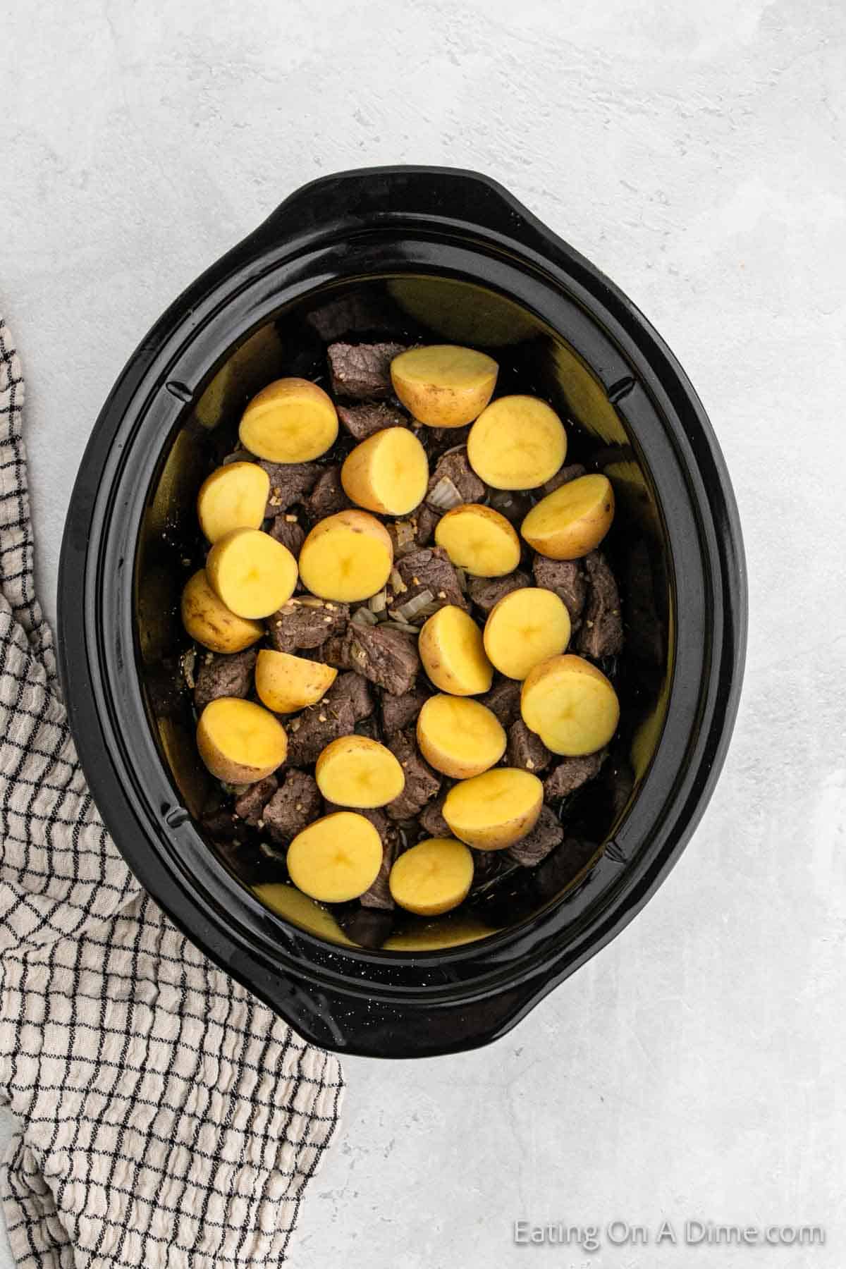 Steak and potatoes in the slow cooker