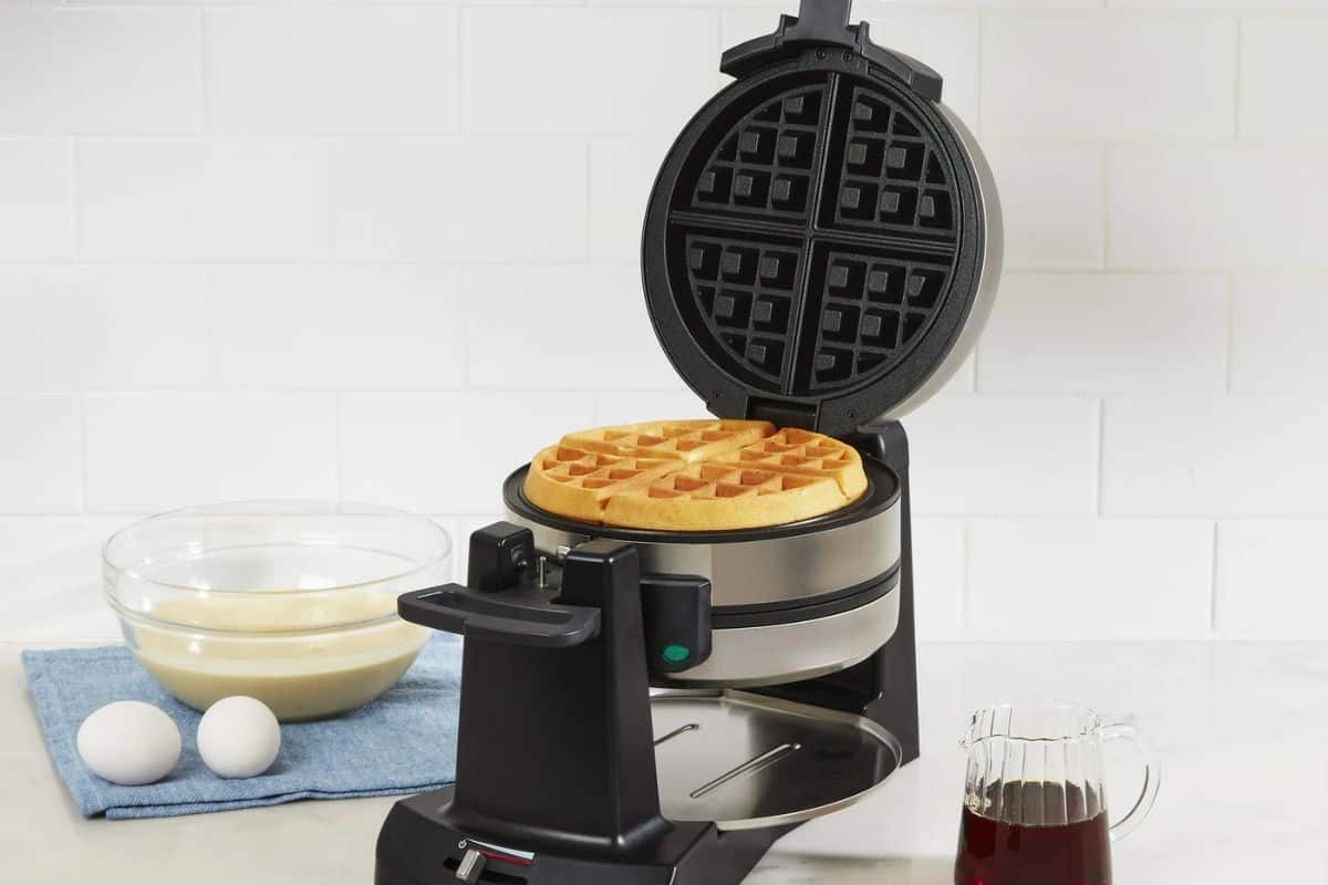 Cuisinart Double Flip Belgian Waffle Maker